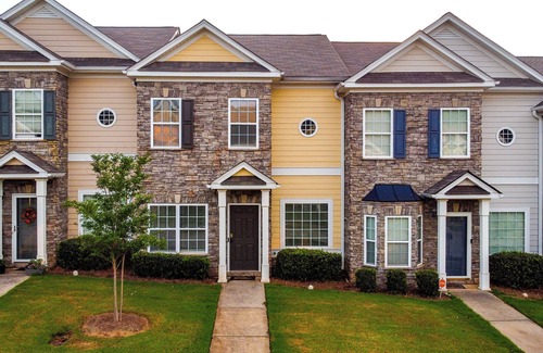 Cliftondale House | Peaceful townhome in vibrant Atlanta - 20 Minutes from Downtown