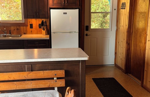 Bluewater Cottage | Peach of a private beach! Waterfront cliff cottage near Bayfield