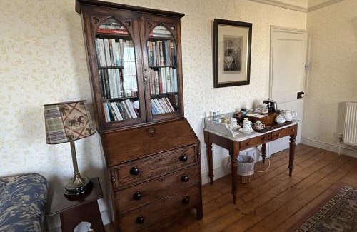 Ely Bed & Breakfast | Peacocks Tearoom and Fine B&B