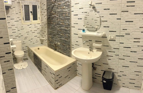 Al Haram Bed & Breakfast | Pearl pyramids Inn