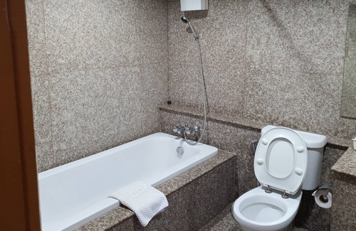 Ban Mai Hotel | Pearl Resort and Hotel