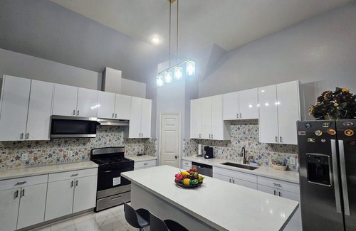 Pearland House | Pearland Hidden Gem Estate