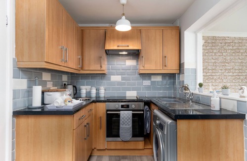 Llanddulas Cottage | Pebbles Reach - Two Bedroom Cottage, Sleeps 4