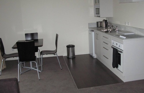 Woodend Hotel | Pegasus Gateway Motels and Apartments