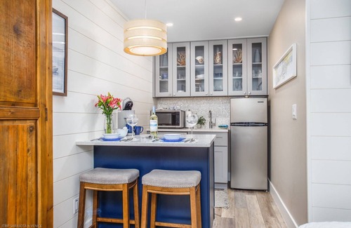 Sarasota Condo | Pelican Gardens 7 By Lido Beach