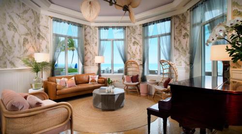 East Fort Lauderdale Resort | Pelican Grand Beach Resort, a Noble House Resort