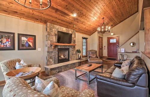 Breezy Point House | Pelican Lake Retreat with Fire Pit, Dock and Grill!