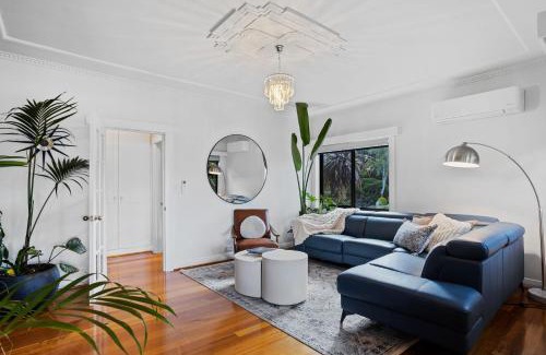Berriedale House | Pelican Place - absolute waterfront overlooking MoNA