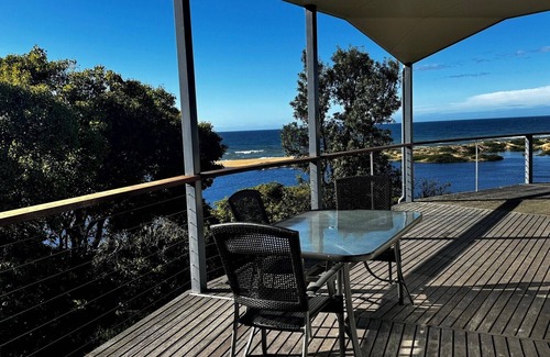 Lake Tyers Beach House | Pelicans Perch - Lake Tyers Beach