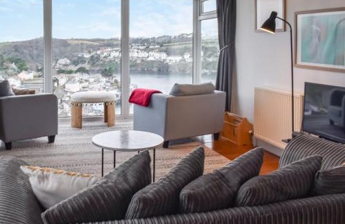 Polruan House | Pencarrow