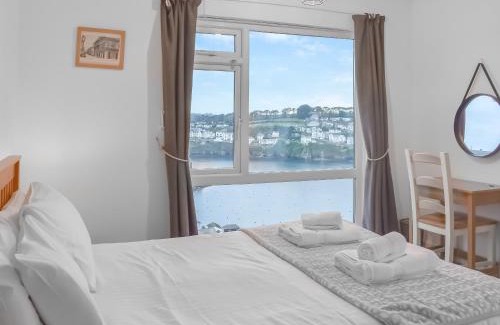 Polruan House | Pencarrow
