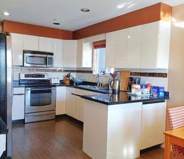 Hastings House | Pender Home