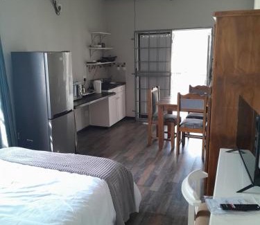 Piet Retief House | Pendora Lodge Piet Retief