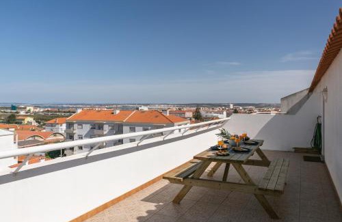 Peniche de Cima Apartment | Peniche Terrace