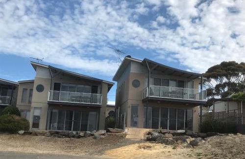 Penneshaw Apartment | Penneshaw Oceanview Apartments