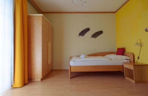 Heidenreichstein House | Pension & Reitstall Inghofer