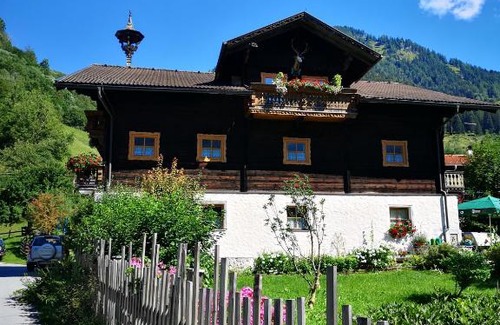 Bad Hofgastein House | Pension Schlager Taxerhof