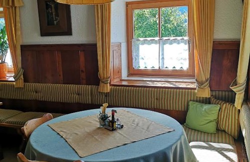 Bad Hofgastein House | Pension Schlager Taxerhof