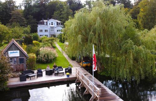 Moelln House | Pension Seeschlösschen