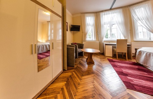 Podebrady House | Pension Villa A.Malka