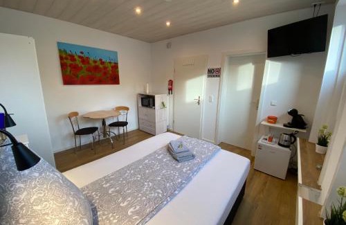 St. Gertrud House | Pensionszimmer Melina
