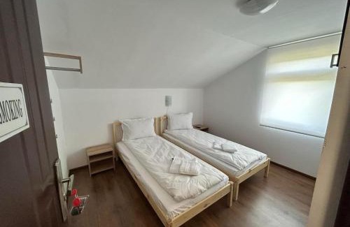 Varfurile House | Pensiune MOIL