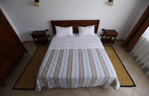 Girbova Hotel | Pensiunea Casa Buna