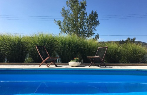 Eselnita House | Pensiunea Casa Mircea & Restaurant
