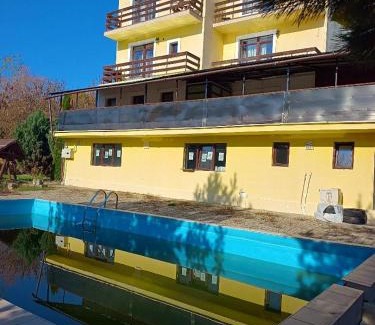 Cisnadioara Hotel | Pensiunea Casa Soarelui