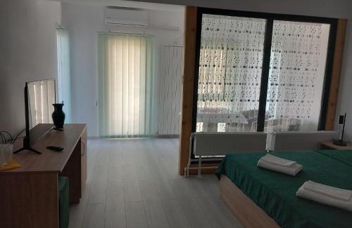 Niculitel House | Pensiunea Crama Pivnițele Niculițel