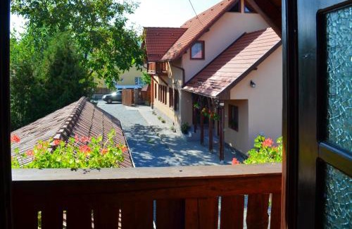 Praid Bed & Breakfast | Pensiunea Csűr Panzió