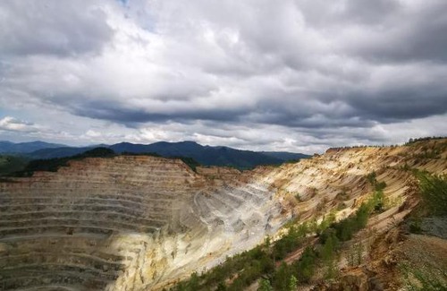 Vidra House | Pensiunea Drumul Iancului