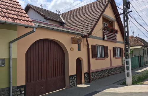 Orlat Bed & Breakfast | PENSIUNEA ILEANA "Adults Only"