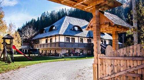 Fundu Moldovei House | Pensiunea La Moară