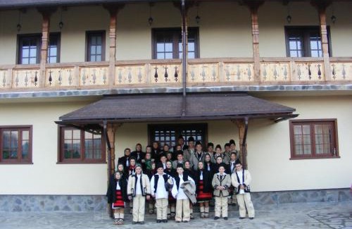 Stramtura House | Pensiunea Sanziene