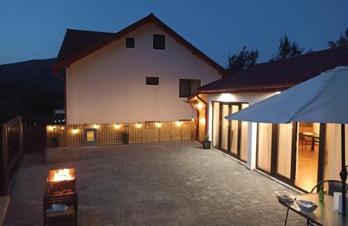 Patarlagele House | Pensiunea Sufletul Pădurii