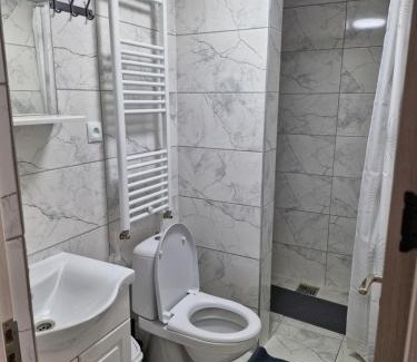 Tulcea County Hotel | Pensiunea turistică La Kazbek