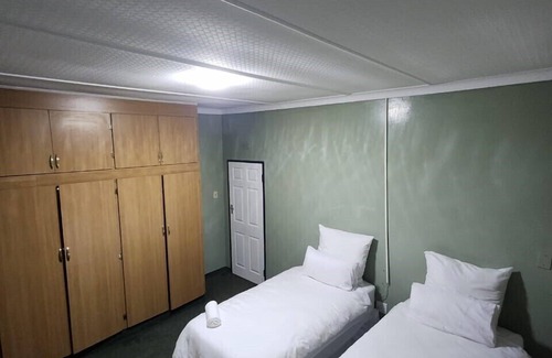 Dundee House | Pent Guesthouse Dundee