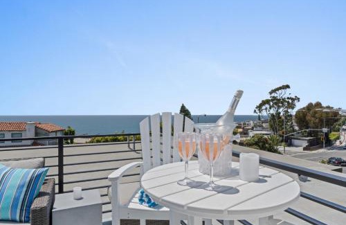 Laguna Beach Apartment | Penthouse Steps from Victoria Beach 180 degree ocean views