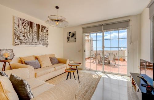 Palm-Mar Apartment | penthouse with great sea view and natural reserve - magnificent swimming pool - calm and bright