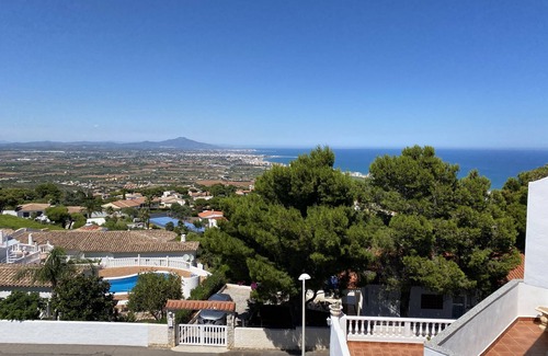 Peniscola Apartment | Penthouse with pool, sea view, sleeps 6