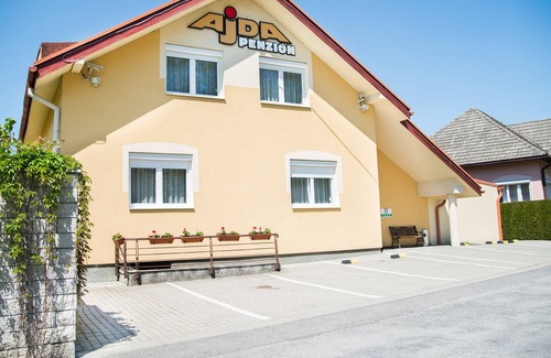 Liptovsky Mikulas House | Penzión Ajda