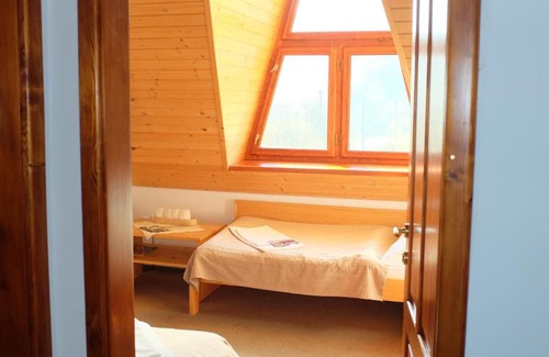 Kostolec House | Penzión Manín