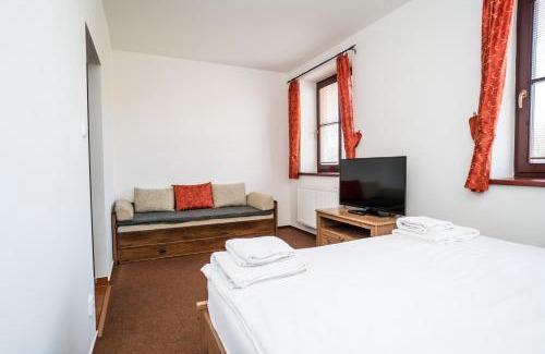 Velke Losiny House | Penzion Fialka