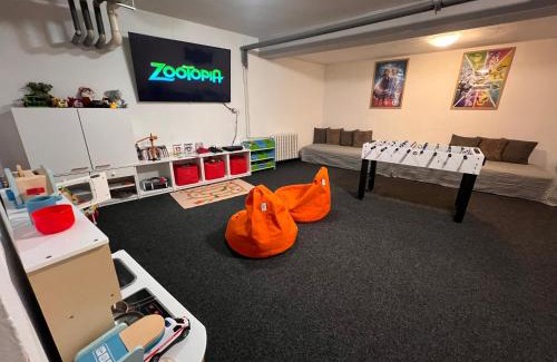 Harrachov House | Penzion Mona Rooms & Apartments