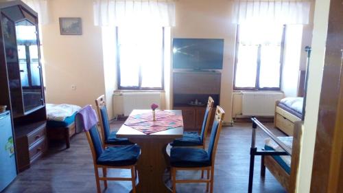 Chribska House | Penzion SKLAŘSKÁ HOSPODA