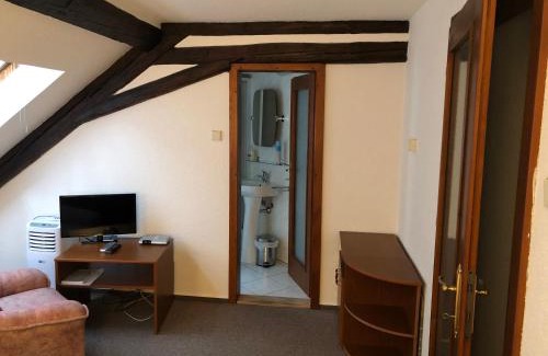 Decin District House | Penzion Tamara