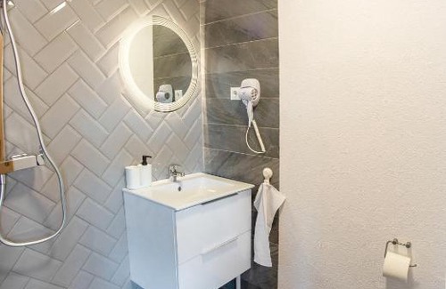 Joseni House | Pepi Vendégház - Casa de oaspeți Pepi