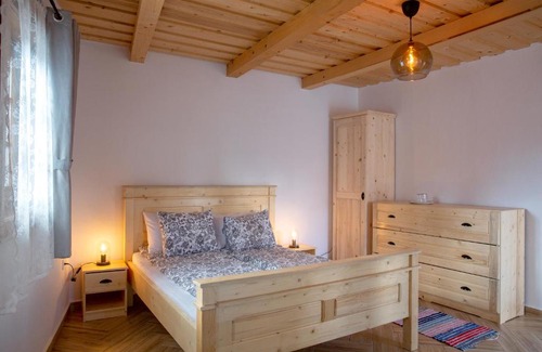 Joseni House | Pepi Vendégház - Casa de oaspeți Pepi
