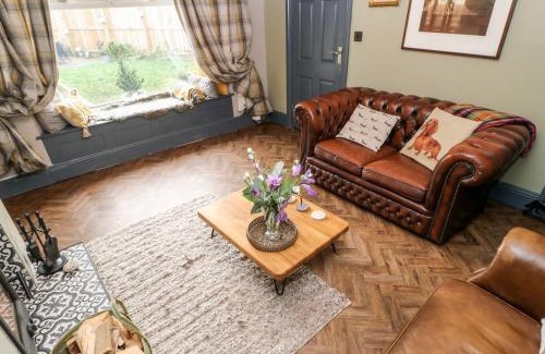 Wolsingham House | Pepper Cottage